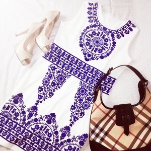 Navy Design Sleeveless Pencil Dress